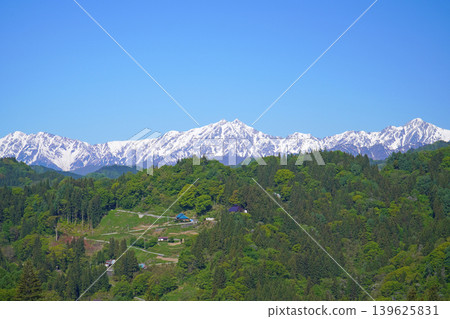 小川村的北阿爾卑斯山 小川村的北阿爾卑斯山 139625831