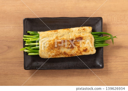 [秋田縣產佐佐木] 佐佐木裹上炸豆腐，烤製而成。 139626934