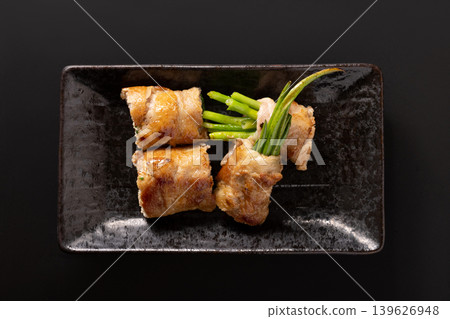 [秋田縣產佐佐木] 佐佐木用肉包裹後烤製而成。 139626948