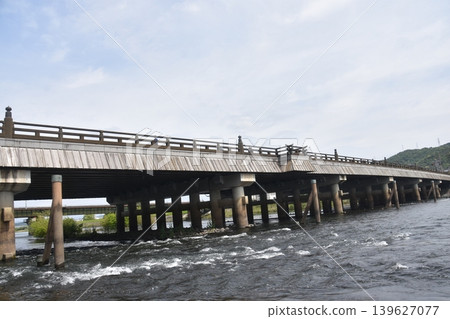 Uji River and Uji Bridge Uji River and Uji Bridge 139627077