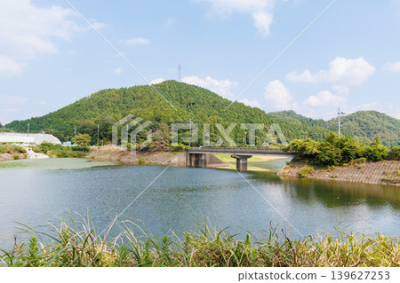Suimei Lake in midsummer, Kojiya Dam Bridge Suimei Lake in midsummer, Kojiya Dam Bridge 139627253
