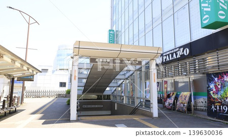 Shonandai Station, Exit D (West Exit), served by the Yokohama Municipal Subway Blue Line, Sotetsu Izumino Line, and Odakyu Enoshima Line. Shonandai Station, Exit D (West Exit), served by the Yokohama Municipal Subway Blue Line, Sotetsu Izumino Line, and Odakyu Enoshima Line. 139630036