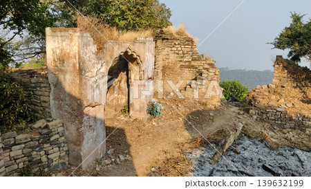 Ancient Sikh shrine ruins with broken arch at Tilla Jogian Pakistan Ancient Sikh shrine ruins with broken arch at Tilla Jogian Pakistan 139632199