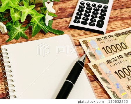 制定家庭預算並定期審查家庭財務狀況。 制定家庭預算並定期審查家庭財務狀況。 139632233