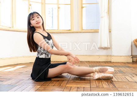 日本芭蕾舞者休息中 139632651