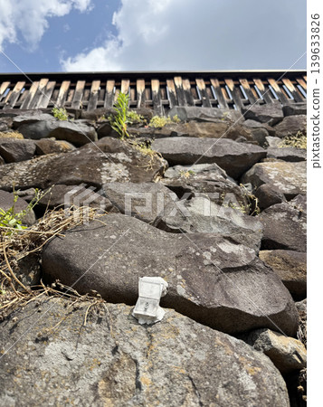 Displacement gauge for the stone walls of Kofu Maizuru Castle Park Displacement gauge for the stone walls of Kofu Maizuru Castle Park 139633826