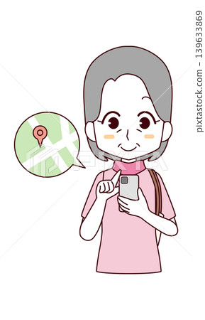 圖:一位老婦人正在用智慧型手機查看地圖。 圖:一位老婦人正在用智慧型手機查看地圖。 139633869