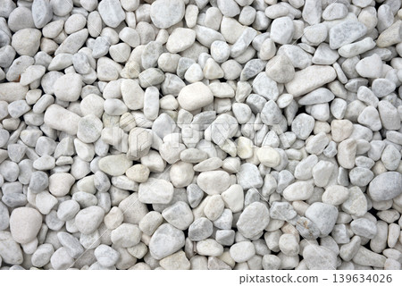 White ball gravel White ball gravel 139634026