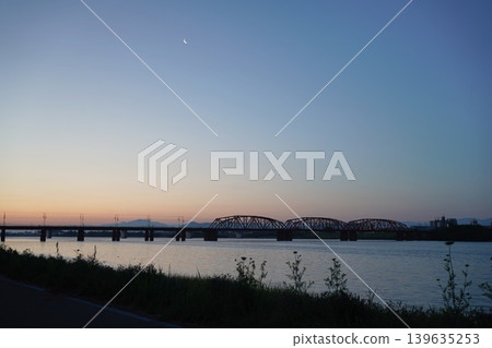 on the riverbed in the morning 139635253