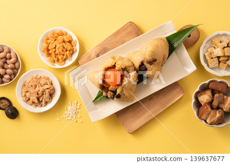 Zongzi (rice dumpling) Dragon Boat Festival Top view zongzi rice dumpling duanwu Taiwan チマキ 端午 139637677