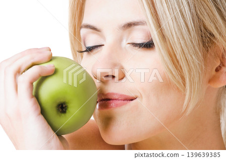 healthy girl and apple healthy girl and apple 139639385
