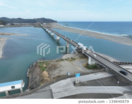 二澱川入海口大橋:日本最乾淨的河流,入海口照片 二澱川入海口大橋:日本最乾淨的河流,入海口照片 139640879