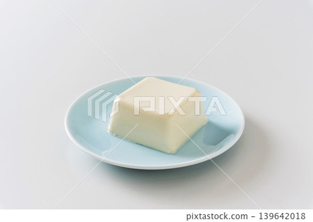 Hiyayakko(冷豆腐) Hiyayakko(冷豆腐) 139642018