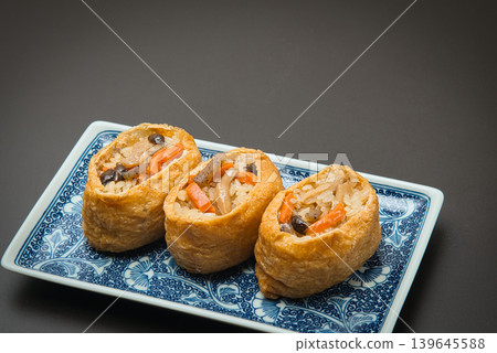 Delicious mixed vegetable inari sushi I bought in Nasu Delicious mixed vegetable inari sushi I bought in Nasu 139645588