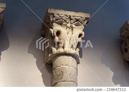 Abu Dhabi, United Arab Emirates - Jan 17 2024, Close-up view of the ancient columns crowned with the Corinthian capital, at the Louvre Abu Dhabi Museum, Abu Dhabi, United Arab Emirates Abu Dhabi, United Arab Emirates - Jan 17 2024, Close-up view of the ancient columns crowned with the Corinthian capital, at the Louvre Abu Dhabi Museum, Abu Dhabi, United Arab Emirates 139647312