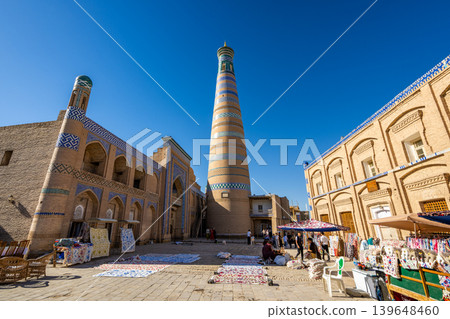 烏茲別克希瓦的聯合國教科文組織世界遺產 Ichan Kala 和 Islam Khodja 尖塔 烏茲別克希瓦的聯合國教科文組織世界遺產 Ichan Kala 和 Islam Khodja 尖塔 139648460