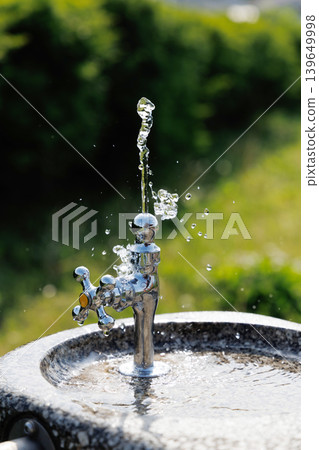 Park drinking fountain Park drinking fountain 139649998