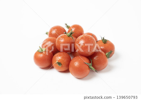 White background and cherry tomatoes White background and cherry tomatoes 139650793