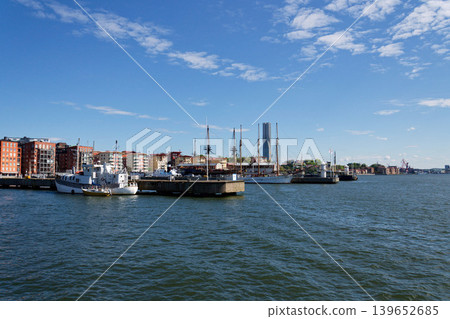 Gothenburg city skyline from Eriksberg waterfront on sunny day in Gothenburg, Sweden Gothenburg city skyline from Eriksberg waterfront on sunny day in Gothenburg, Sweden 139652685