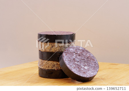 蘇格蘭生哈吉斯和血布丁 蘇格蘭生哈吉斯和血布丁 139652711