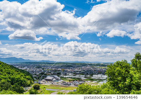 View of the Omi Plain from the Akagami-yama (Tarobo-yama) observation deck, Higashiomi City, Shiga Prefecture 139654646