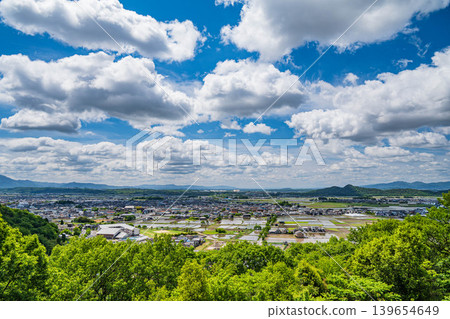 View of the Omi Plain from the Akagami-yama (Tarobo-yama) observation deck, Higashiomi City, Shiga Prefecture 139654649