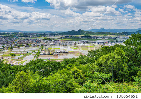 View of the Omi Plain from the Akagami-yama (Tarobo-yama) observation deck, Higashiomi City, Shiga Prefecture 139654651
