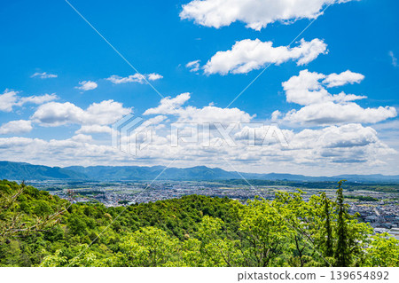 View of the Omi Plain from the Akagami-yama (Tarobo-yama) observation deck, Higashiomi City, Shiga Prefecture 139654892