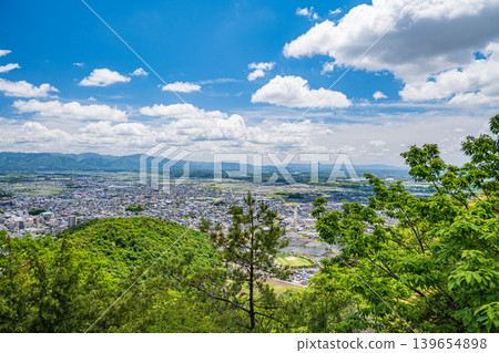 View of the Omi Plain from the Akagami-yama (Tarobo-yama) observation deck, Higashiomi City, Shiga Prefecture 139654898