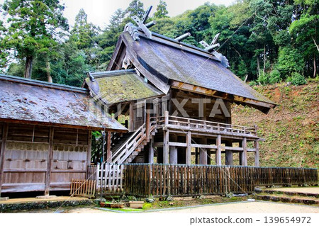 大場的大宮先生和新玉先生...日本最古老的大社建造的國寶,正殿【金玉神社】 大場的大宮先生和新玉先生...日本最古老的大社建造的國寶,正殿【金玉神社】 139654972