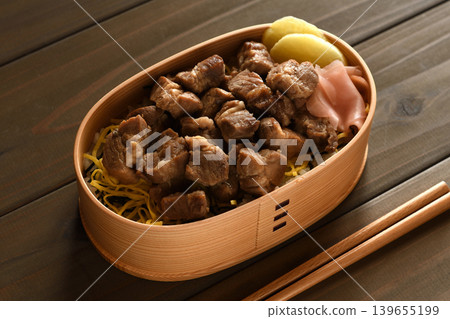豬肉角國便當 豬肉角國便當 139655199