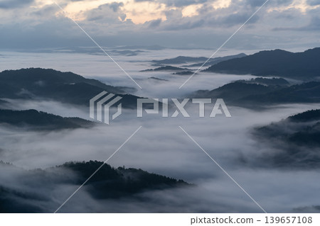 雲之國 雲之國 139657108