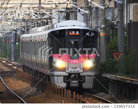 JR山洋本線227系500系“Urara” JR山洋本線227系500系“Urara” 139657314