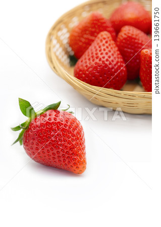 Strawberry Strawberry 139661750
