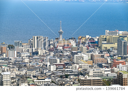 【大分縣別府市】從環球塔眺望別府市景色。 【大分縣別府市】從環球塔眺望別府市景色。 139661784