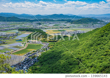 View of the Omi Plain from the Akagami-yama (Tarobo-yama) observation deck, Higashiomi City, Shiga Prefecture 139665143