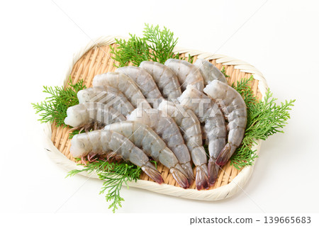 Vannamei shrimp arranged on a sieve Vannamei shrimp arranged on a sieve 139665683