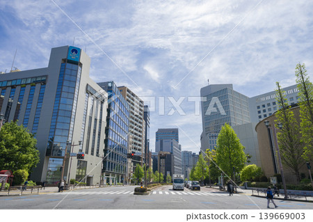 Scenery around Yotsuya Station Scenery around Yotsuya Station 139669003