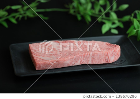 Omi beef steak (Zabuton cut) Omi beef steak (Zabuton cut) 139670296