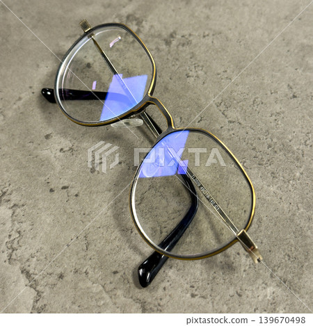 Stylish Round Metal Eyeglasses Blue Light Reflection Stylish Round Metal Eyeglasses Blue Light Reflection 139670498