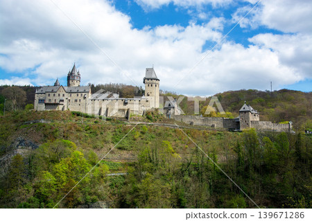 Altena Castle, town of Altena, North Rhine-Westphalia, Germany Altena Castle, town of Altena, North Rhine-Westphalia, Germany 139671286