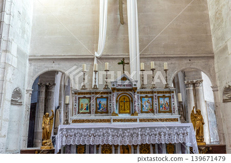 Cathedral Saint Jean, Joigny, Yonne, France Cathedral Saint Jean, Joigny, Yonne, France 139671479