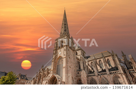 Saint Tugdual cathedral, Treguier, brittany, france 139671614