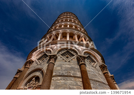 Leaning Tower of Pisa, tuscany, Italy 139671954