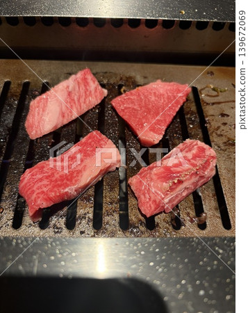  Grilled meat 139672069