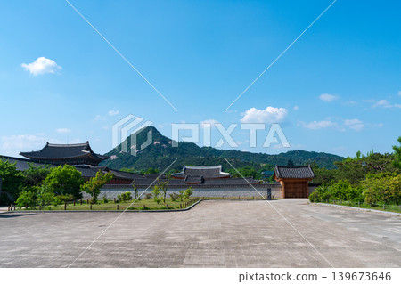 Seoul, South Korea - May. 14, 2026 : Scenic landscape of Gyeongbokgung Palace with the rocky peaks of Inwangsan Mountain in early summer, Seoul, South Korea Seoul, South Korea - May. 14, 2026 : Scenic landscape of Gyeongbokgung Palace with the rocky peaks of Inwangsan Mountain in early summer, Seoul, South Korea 139673646