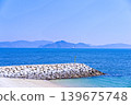 Strait beach 139675748