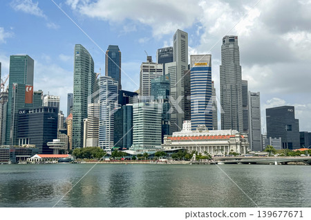 Panoramic view of Singapore from Marina Bay, a complete overview of modern skyscrapers, Singapore's iconic cityscape Panoramic view of Singapore from Marina Bay, a complete overview of modern skyscrapers, Singapore's iconic cityscape 139677671