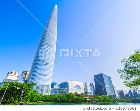 Seoul in Spring: Lotte World Tower Seoul in Spring: Lotte World Tower 139679561