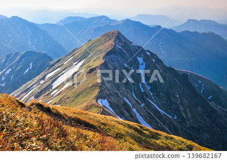 Ridgeline of the Tanigawa Renge Ridgeline of the Tanigawa Renge 139682167
